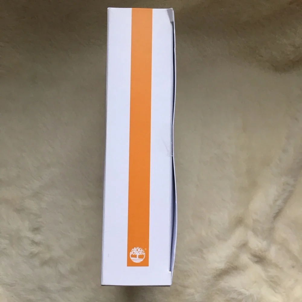 NIB Timberland Knit Hat and Socks Set